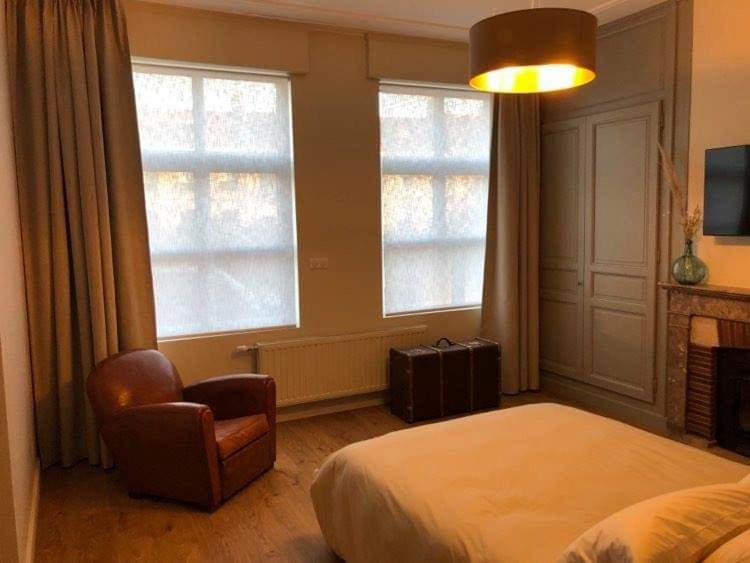 Les chambres Berguoises Chambre Rez-de-chaussée au coeur de Bergues Exterior foto